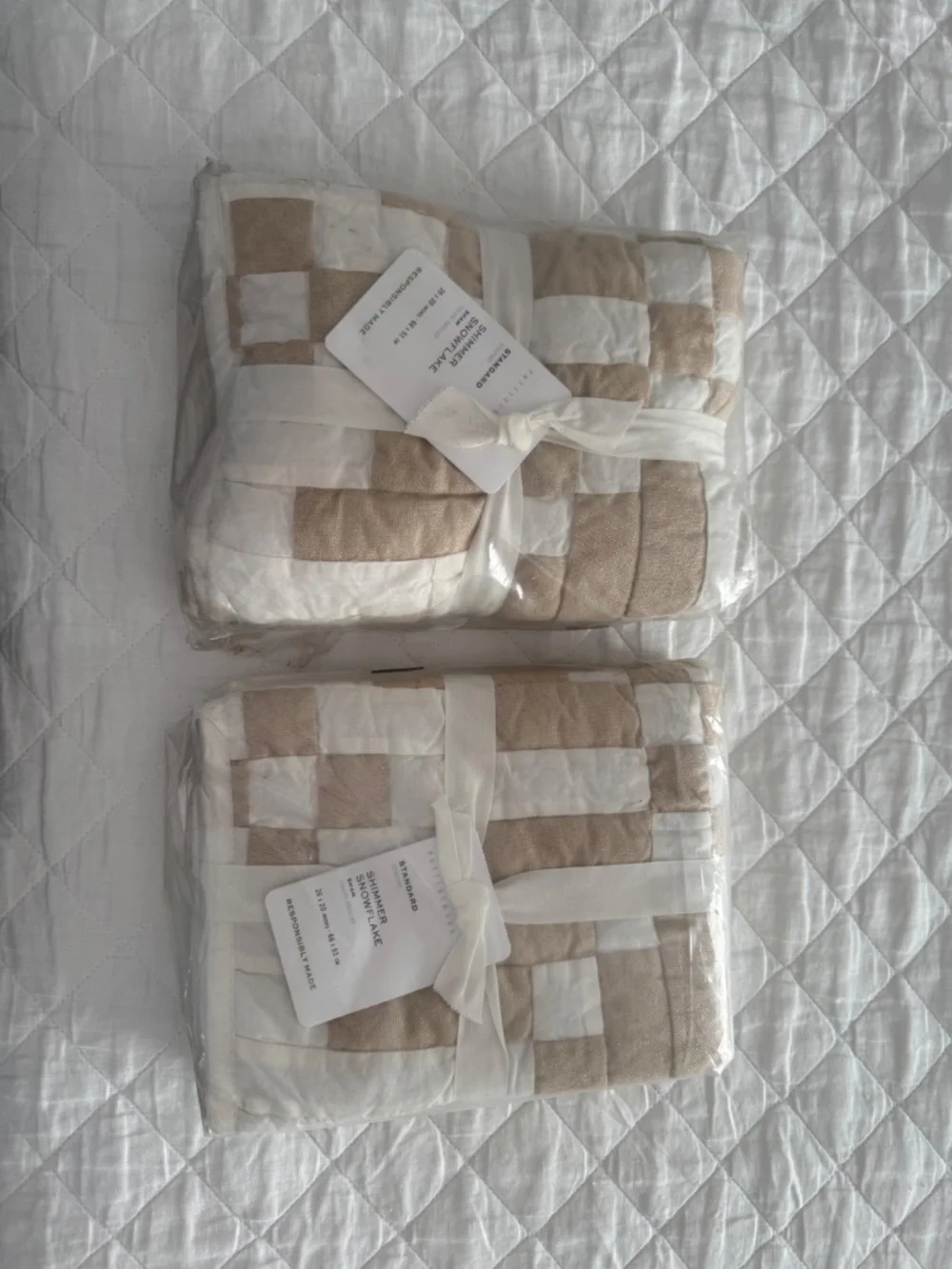 Pottery Barn Quilt Shimmer Sand Full/Queen /c Two Standard Shams